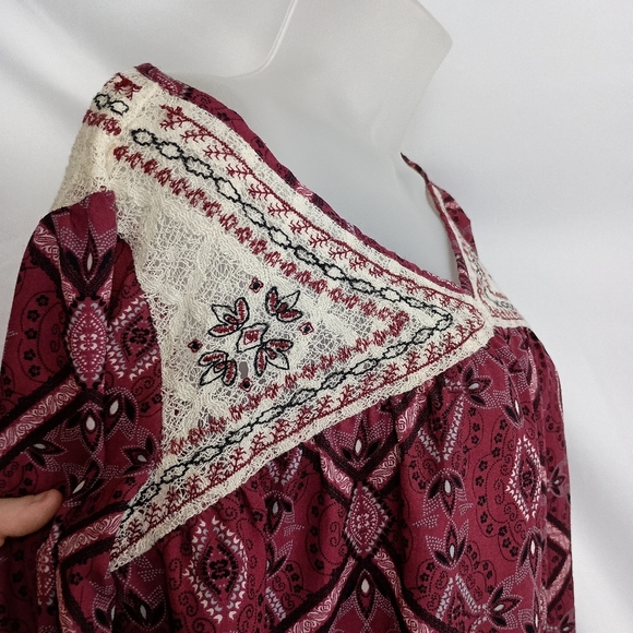 2/$30 Xhilaration Burgundy Merlo Western Patterned Top-(#69) - Picture 7 of 10